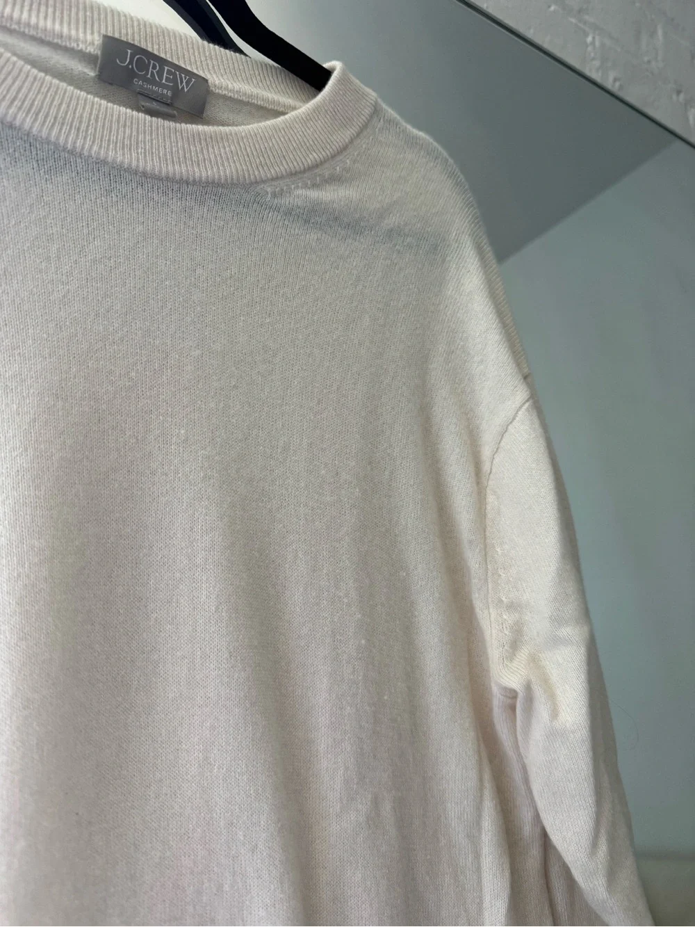 J Crew 100% Cashmere Crew Neck